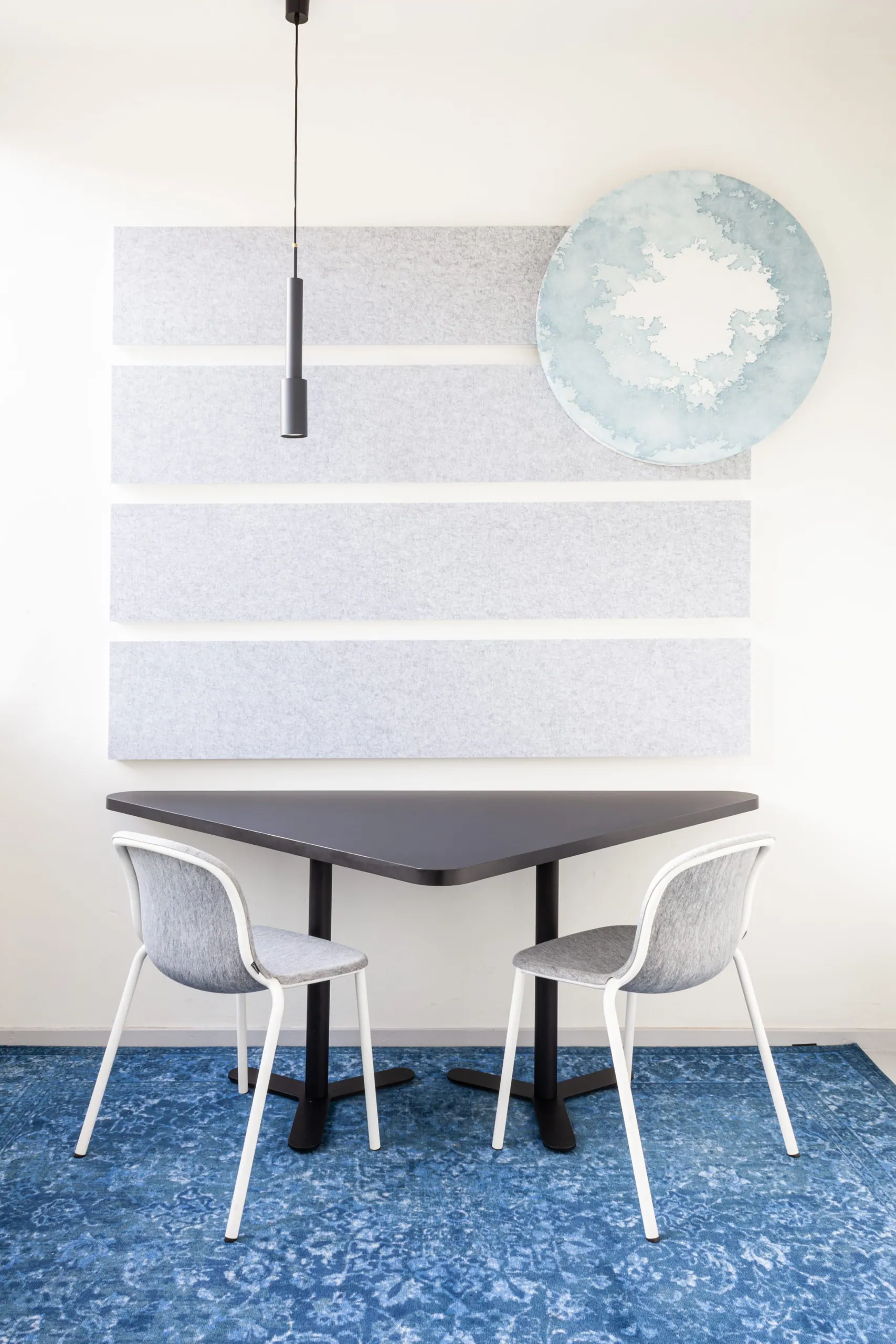 Acoustic treatment in restaurant